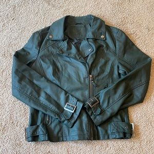 Washable Max Studio Green Fitted Vegan Leather Jacket Silver Hardware